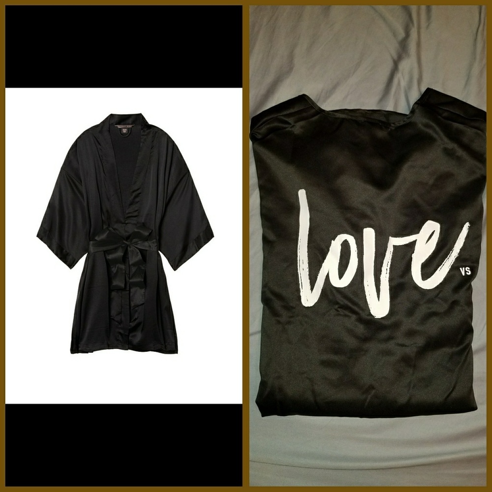 🚫SOLD🚫Victoria's Secret Kimono